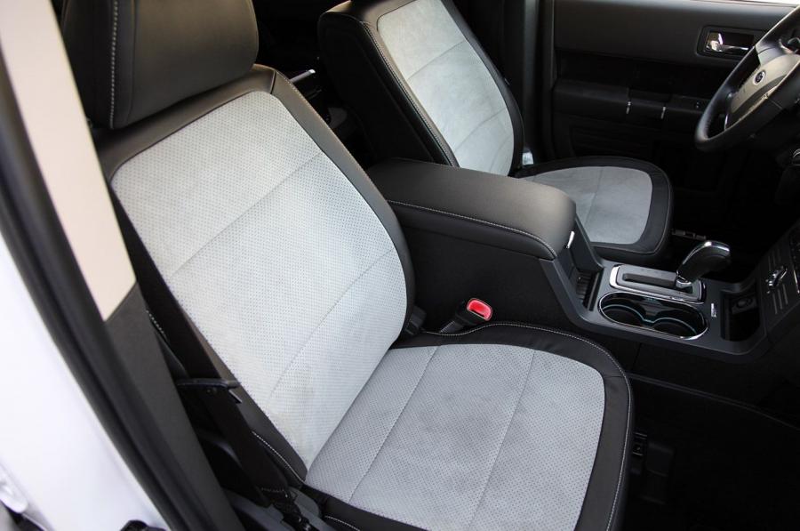  Ford Flex Titanium 2011 года  (фото 24 из 61)